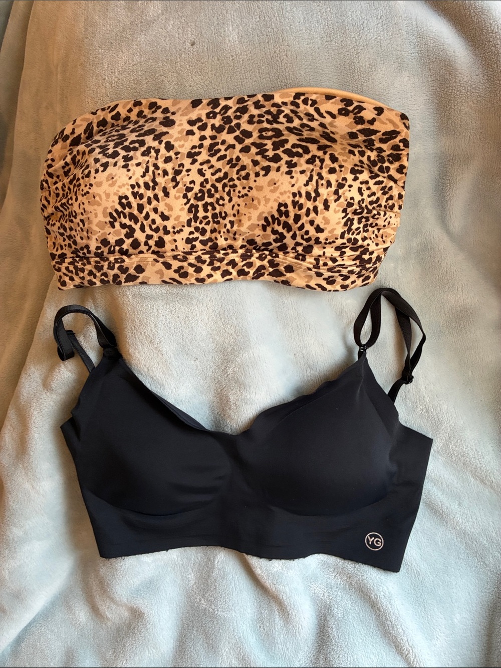 BOGO FREE-Black Backless Bra & Leopard/Nude Strapless Bandeau Set- NWOT- Size M